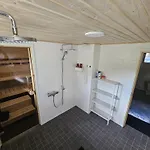Semesterbostad Revontulet Zohar Hazfoni